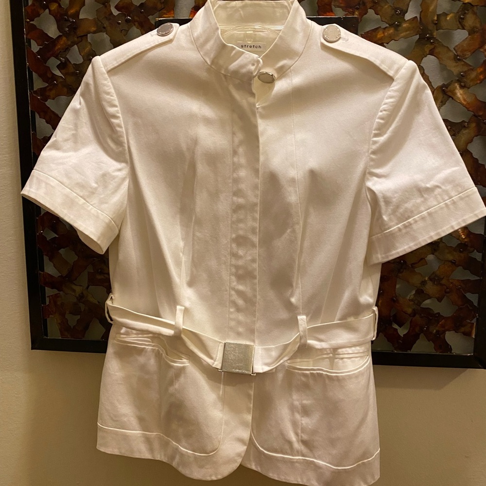 Short sleeve blazer
